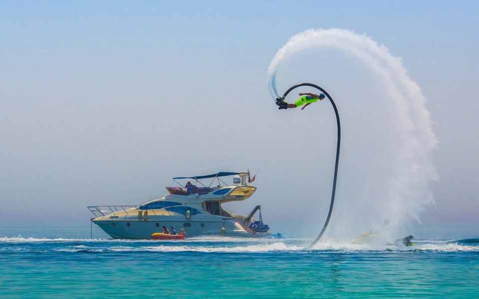 فلای بورد (Flyboard) دبی